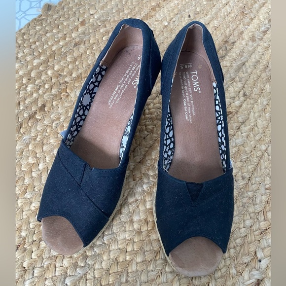 Toms Black Wedge Espadrille Size 8.5 - Picture 1 of 7